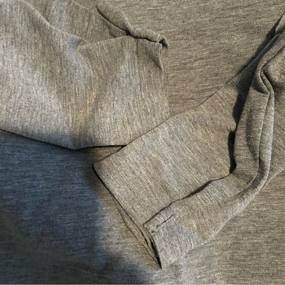 Long Sleeve Under Armour Shirt - Heat Gear - Men’s LARGE - Picture 12 of 15